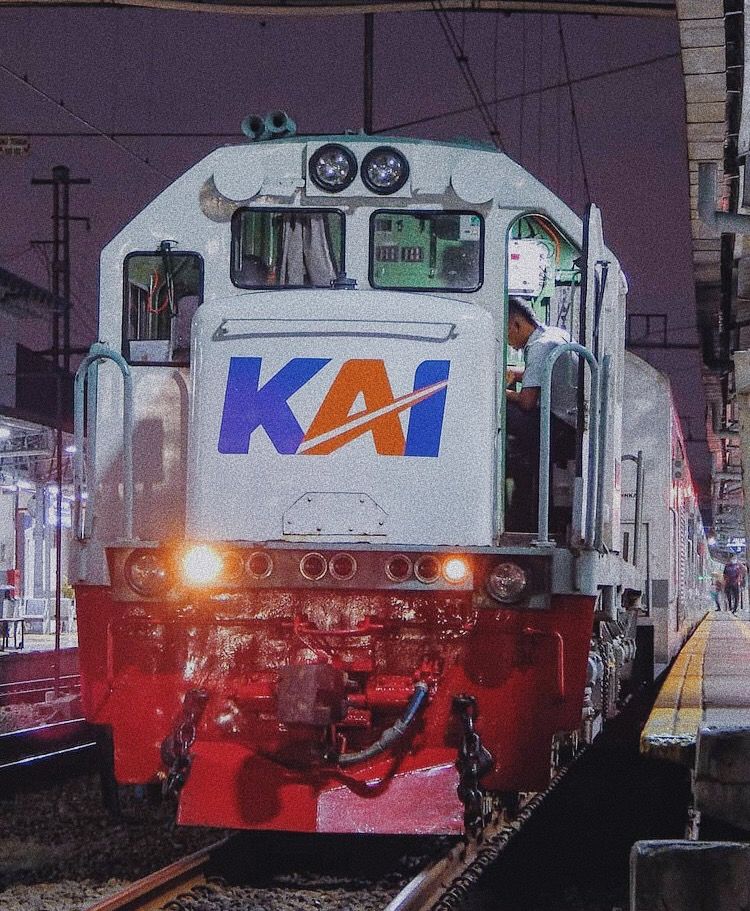 Gaji Masinis KAI Terbaru 2025: Tugas, Tanggung Jawab, dan Prospek Karier